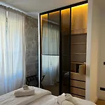 Adora Luxury Apartament *