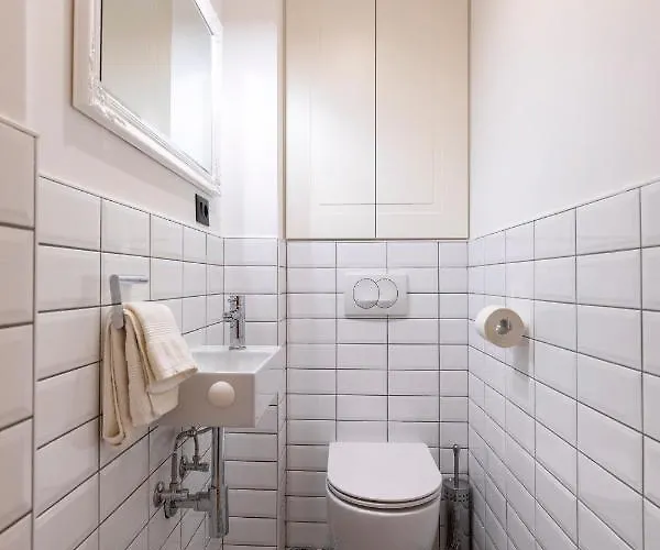 Adora Luxury 아파트 *